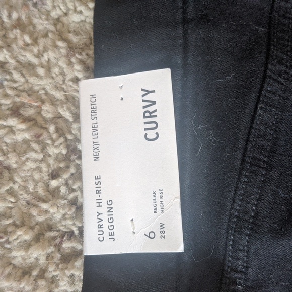 Curvy High Rise Jegging - Picture 3 of 3